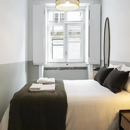Downtown Flat With Design And Comfort At Downtown, 3Rd-Floor No Lift-3